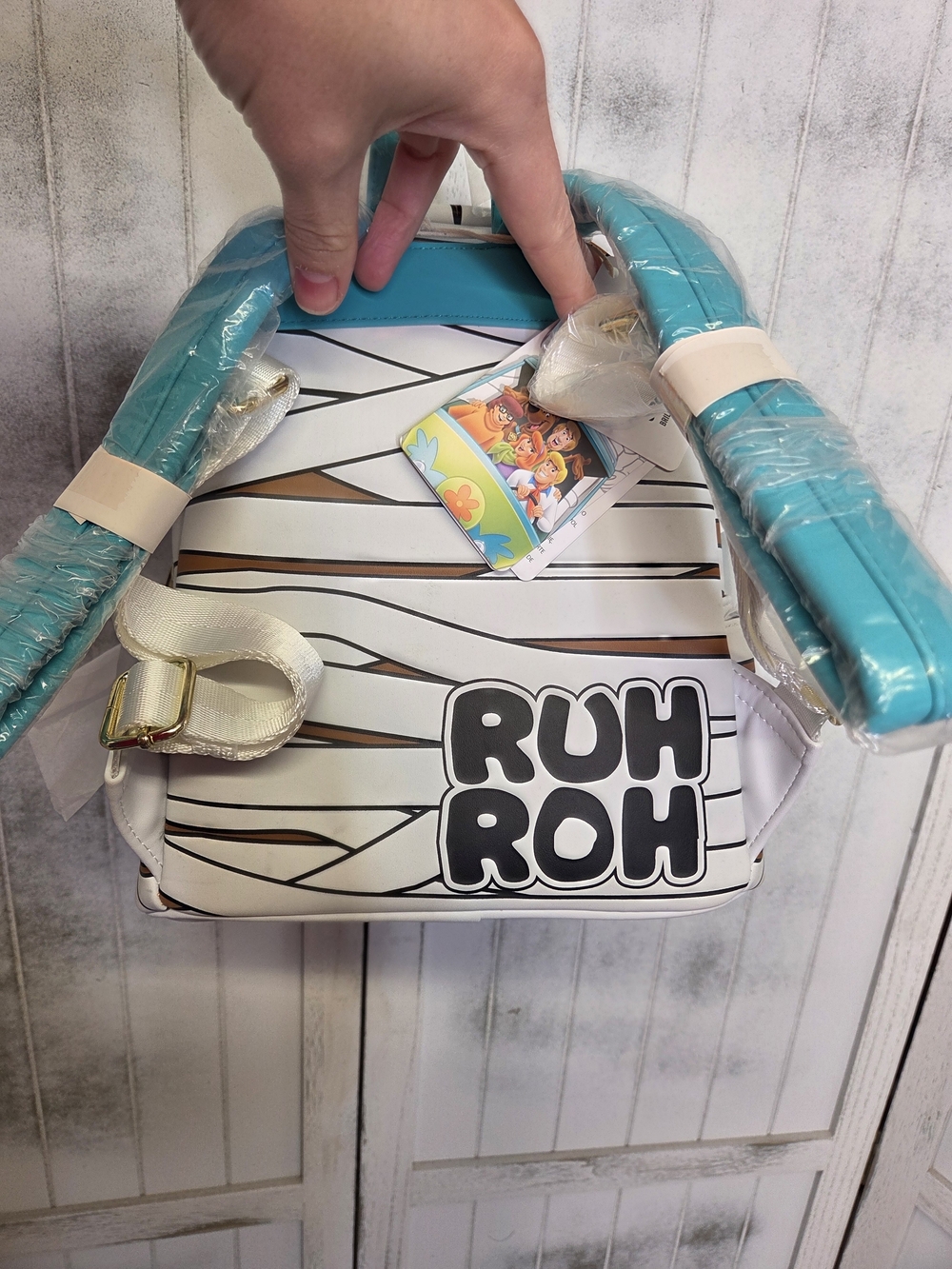 NWT Disney Loungefly Scooby-Doo Mummy Mini Backpack Halloween - Picture 4 of 9